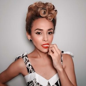 Meet your Posher, Tawni